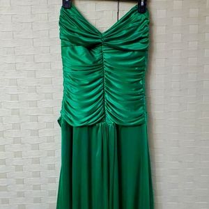 XOXO Dress, size Medium in a Beautiful Green